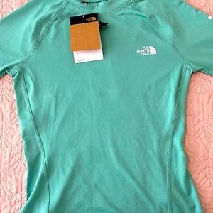 The North face women long sleeve T shirt